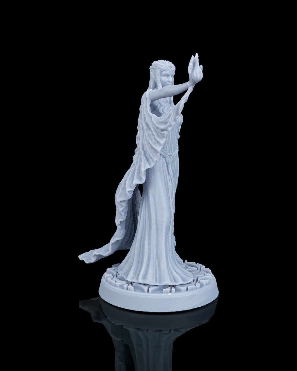 Valyra, The White Lady - Hero - view 3
