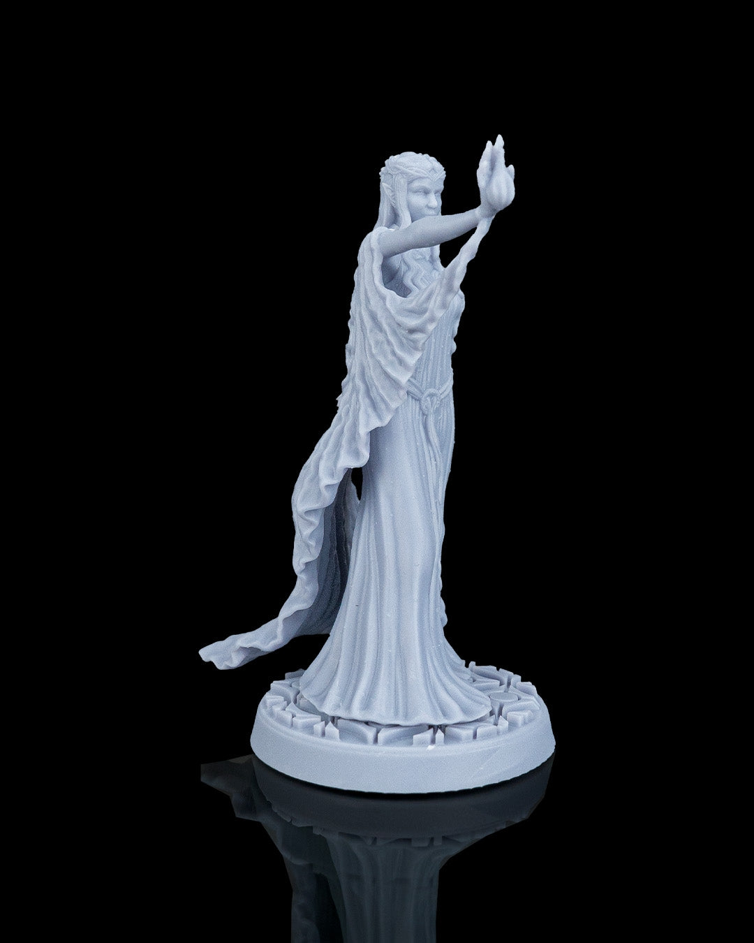 Valyra, The White Lady - Hero - view 3