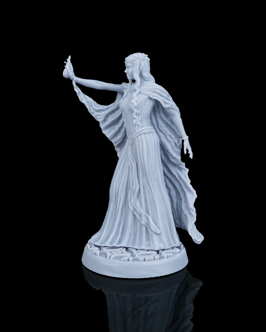Valyra, The White Lady - Hero - view 5