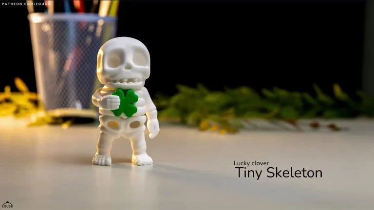 Lucky Clover Tiny Skeleton