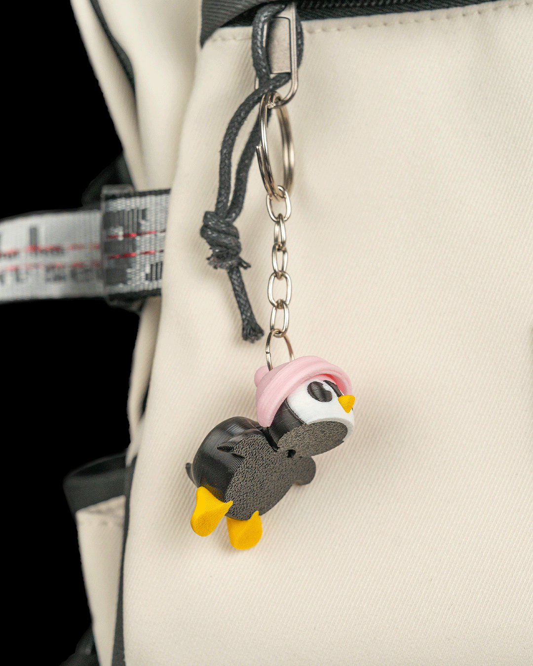Beanie Waddle Penguin – 3D Printed Pocket Figure