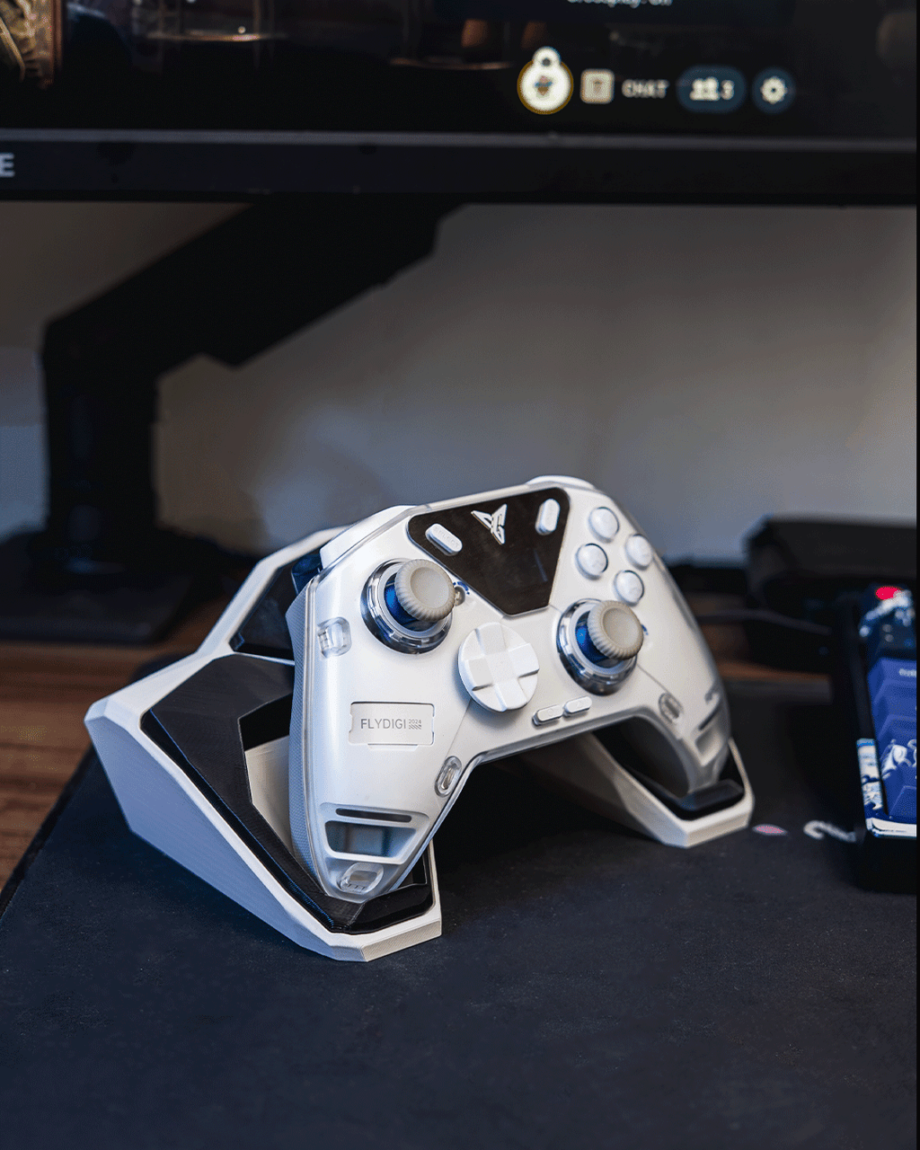 Control Hub - Controller Holder - view 3