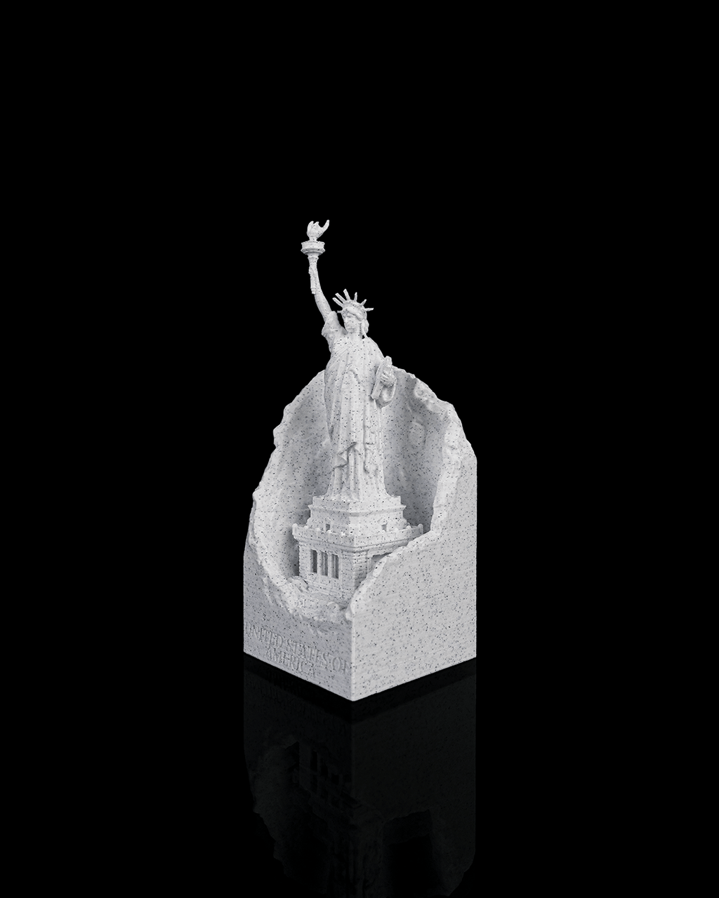 Liberty Monument - view 7