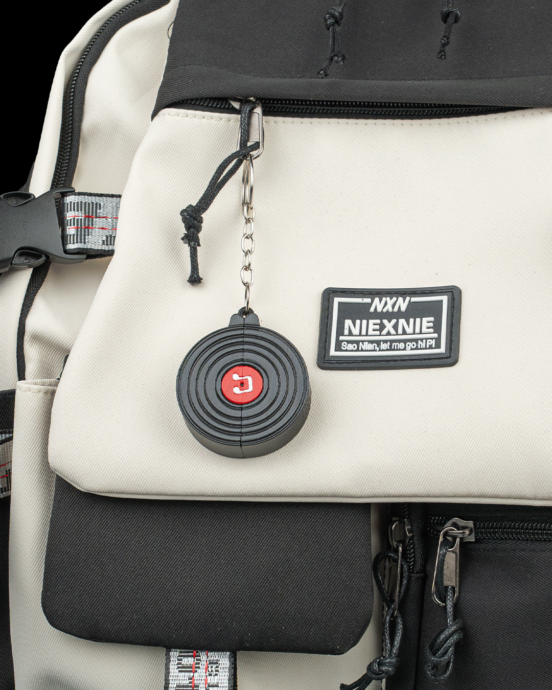 Pocket Vinyl - Pick Holder & Keychain - view 4