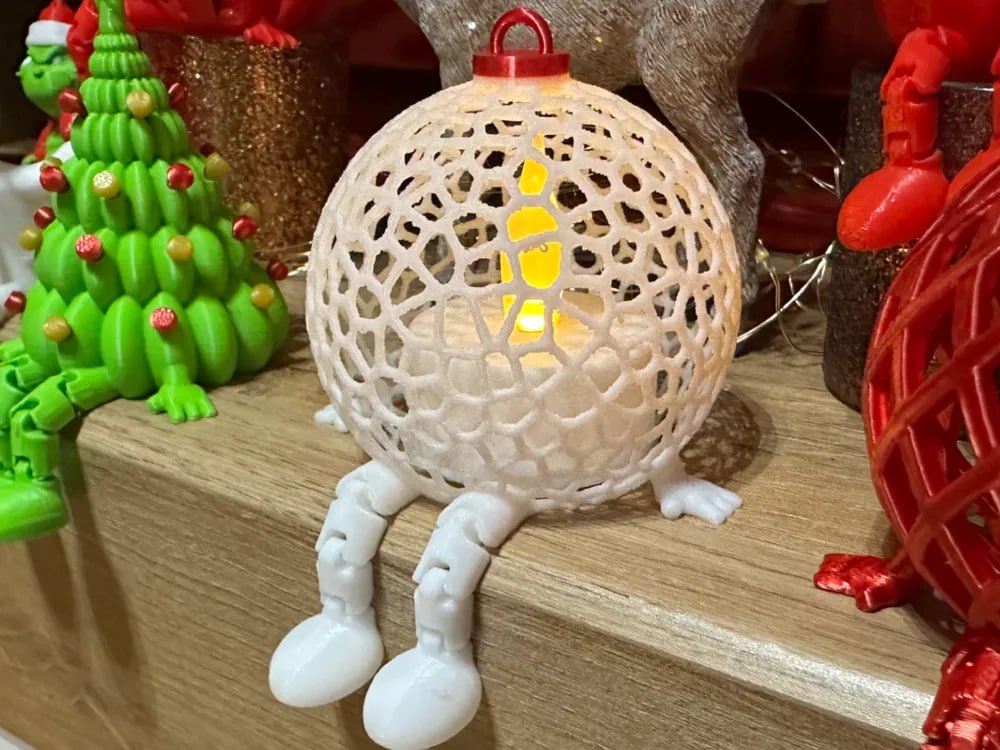Articulated Ornament Light
