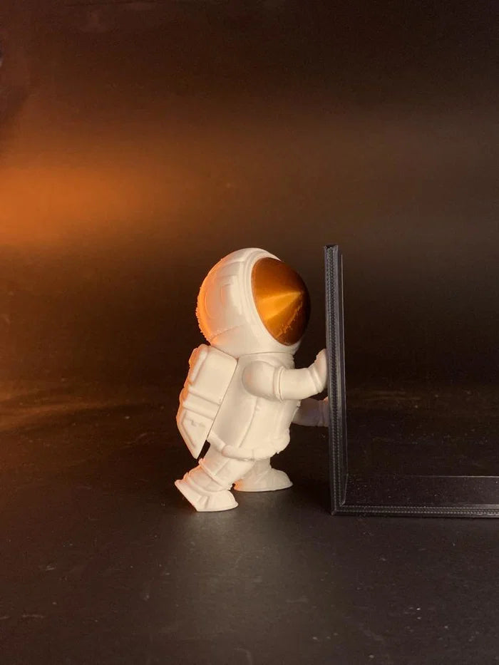 Astronaut Bookend – 3D Printed Shelf Decor