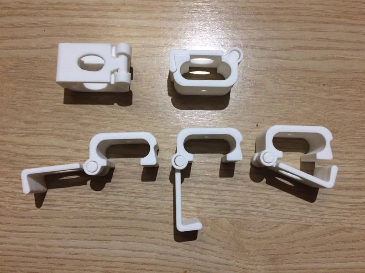 Multi-Angle Cable Clip Bundle